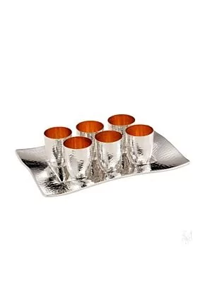 Komplet srebrnych kieliszków do wódki 6 szt. na tacy – Młotkowany Pozłacany